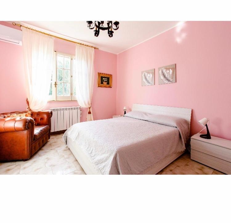 Villa Angela Augusta Buitenkant foto